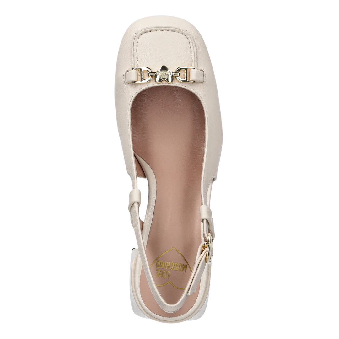 Chanel  -  LOVE MOSCHINO