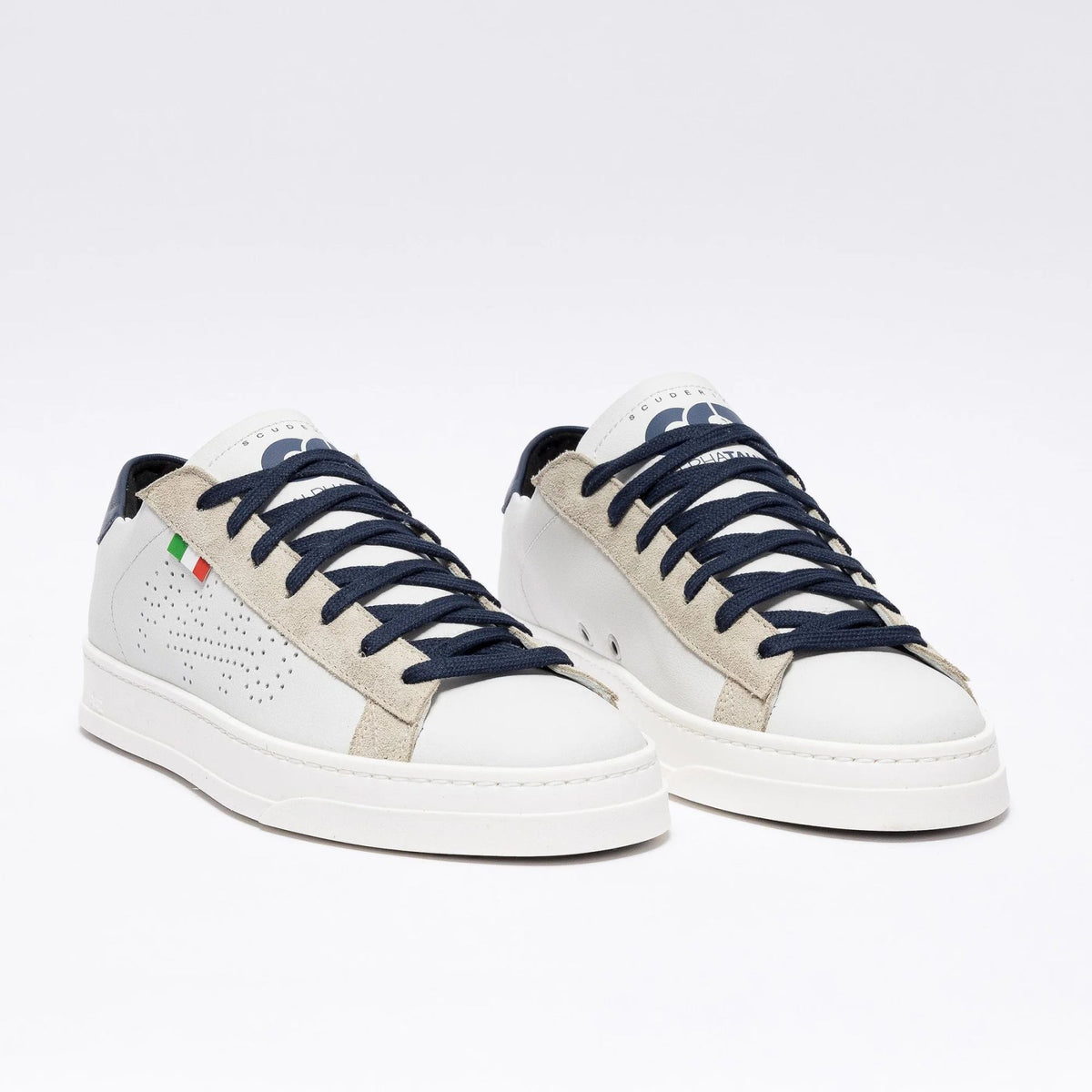 Sneakers  -  P448