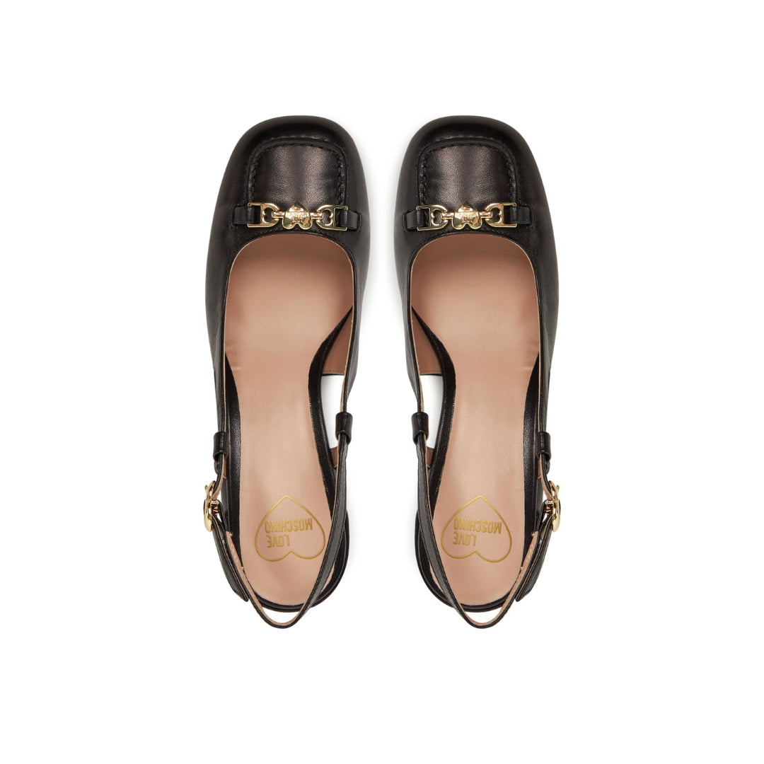 Chanel-  LOVE MOSCHINO
