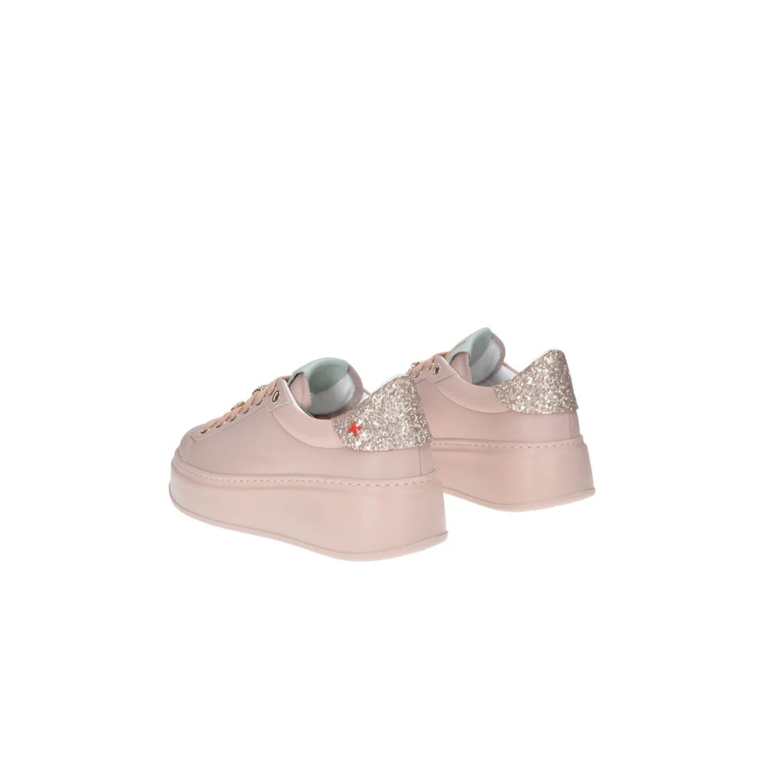 Sneakers  -  Gio+
